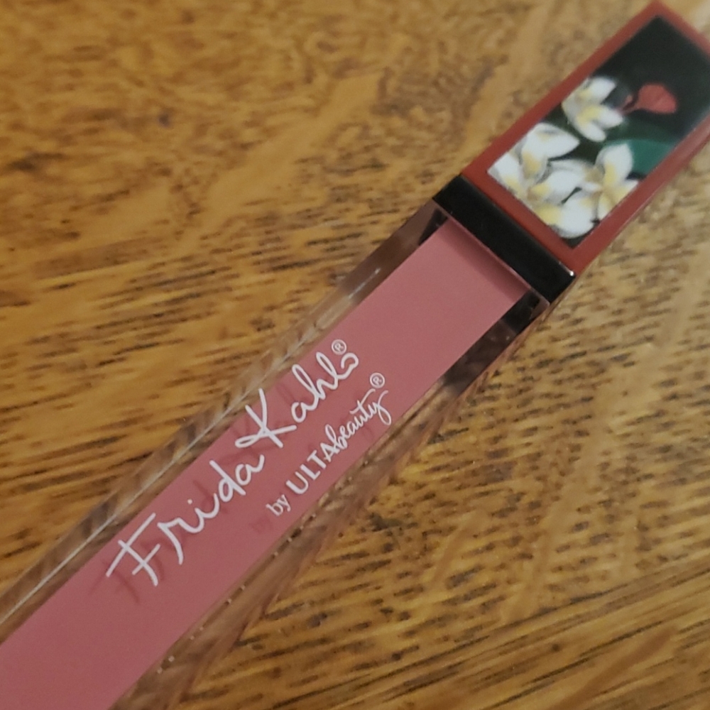 Liquid lipstick